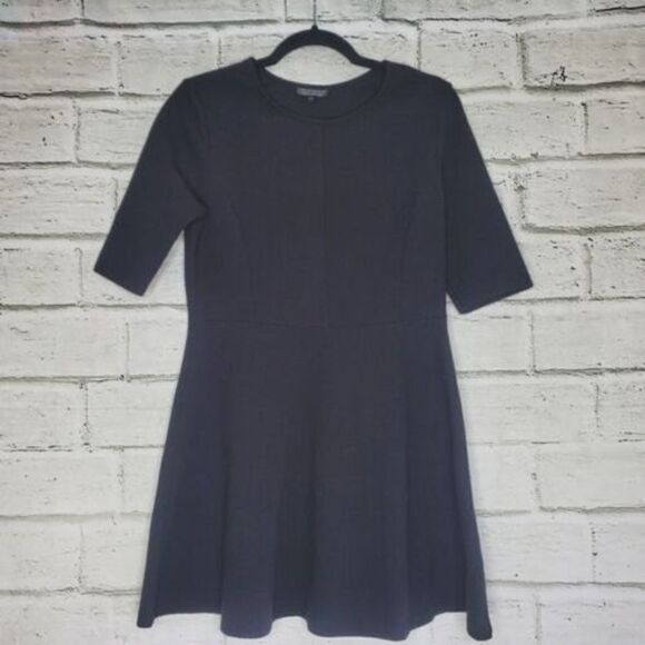 TopShop Black Short Sleeve Thermal Skater Fit & Flare Dress Sz US 8 EUR 40 UK 12 - Picture 2 of 9